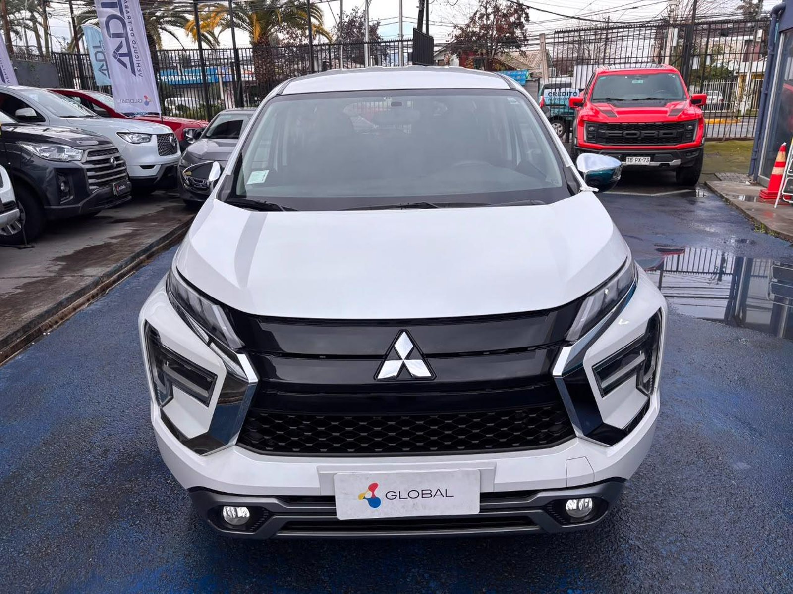 Mitsubishi XPANDER GLX 1.5T AT 2024 - Foto 2 de 10