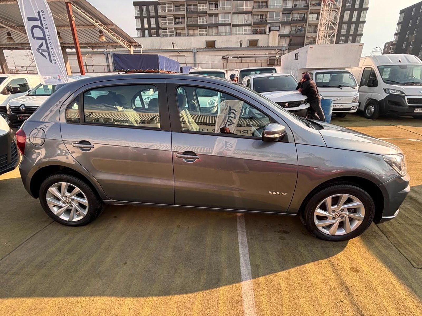 Volkswagen GOL Highline 1.6 2022 - Foto 4 de 10