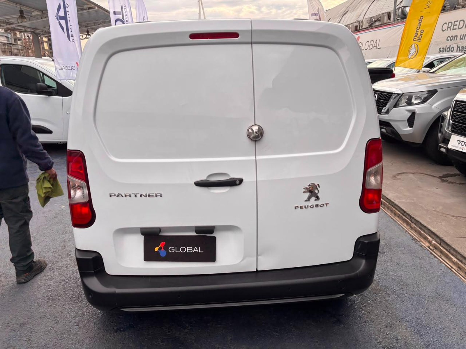Peugeot PARTNER 2023 - Imagen 7 de 10