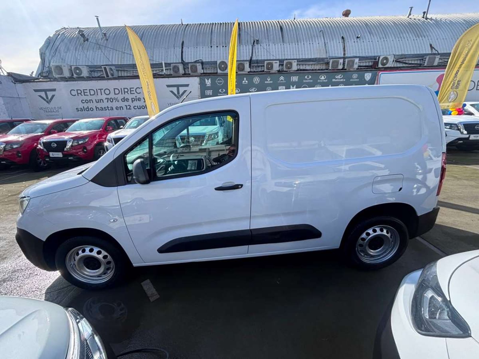 Peugeot PARTNER L1 BLUE HDI 100 1.5 2023 - Imagen 4 de 10