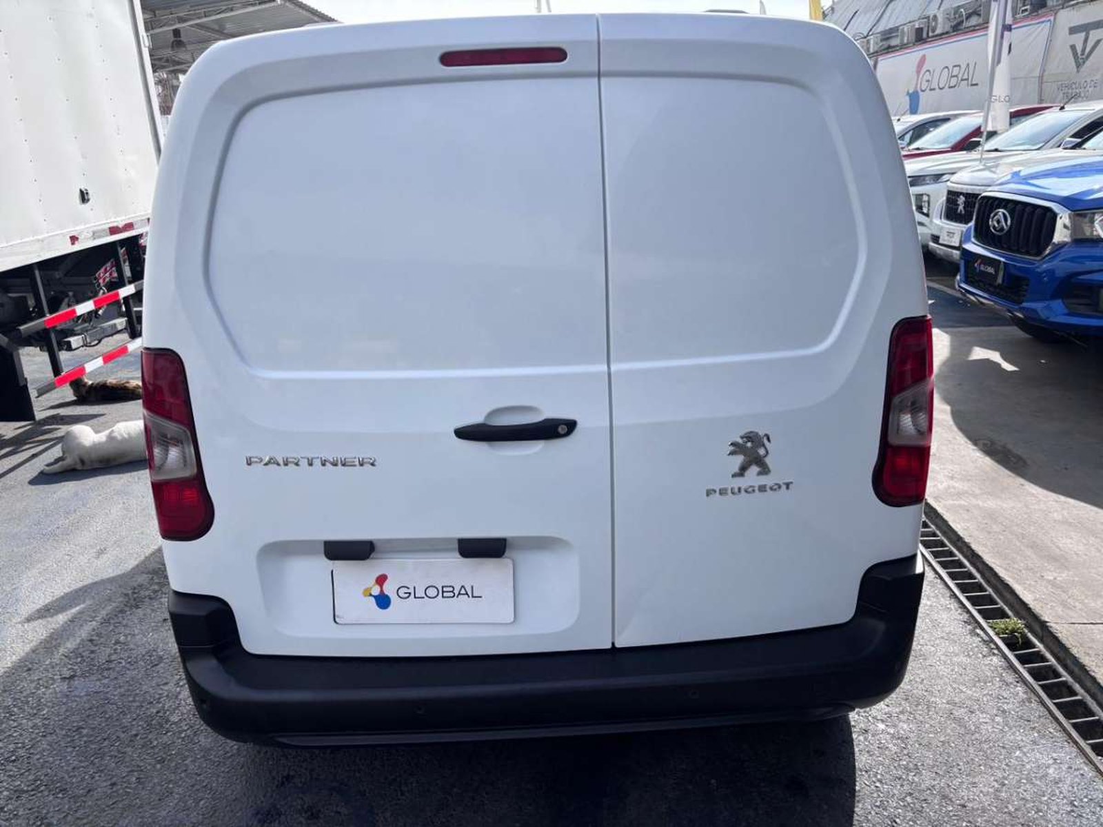 Peugeot PARTNER HDI 92 L1 1.6 2022 - Imagen 7 de 10