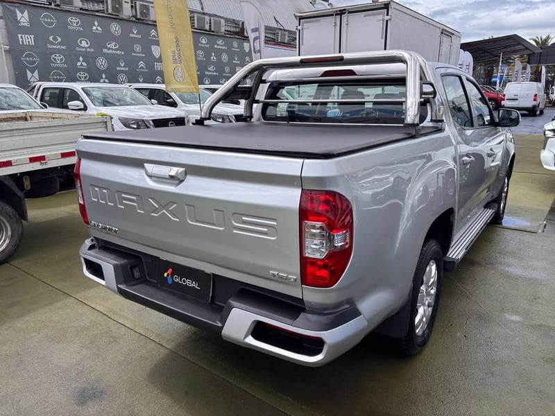 Maxus T60 GL 2.0L 4X2 6MT 2023 - Imagen 8 de 10