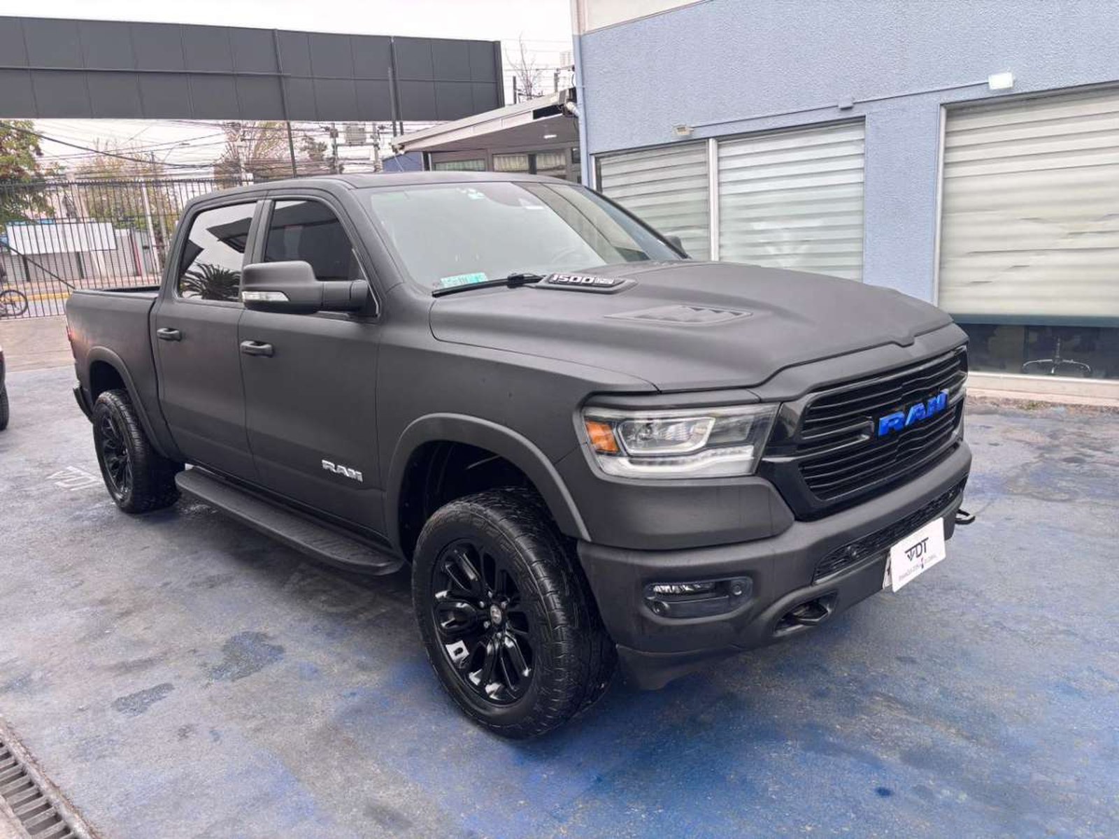 RAM RAM 1500 LARAMIE crew cab rebel 2021 - Foto 3 de 8