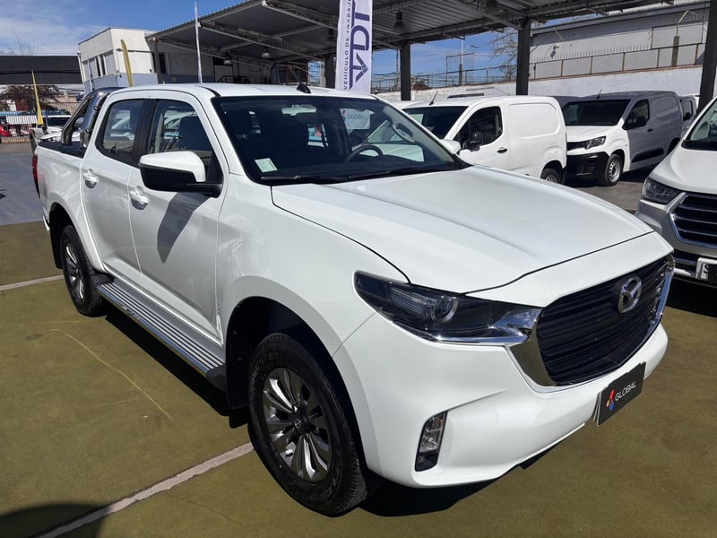 Mazda BT-50 Thunder 3.0 4x4 2022 - Imagen 3 de 10