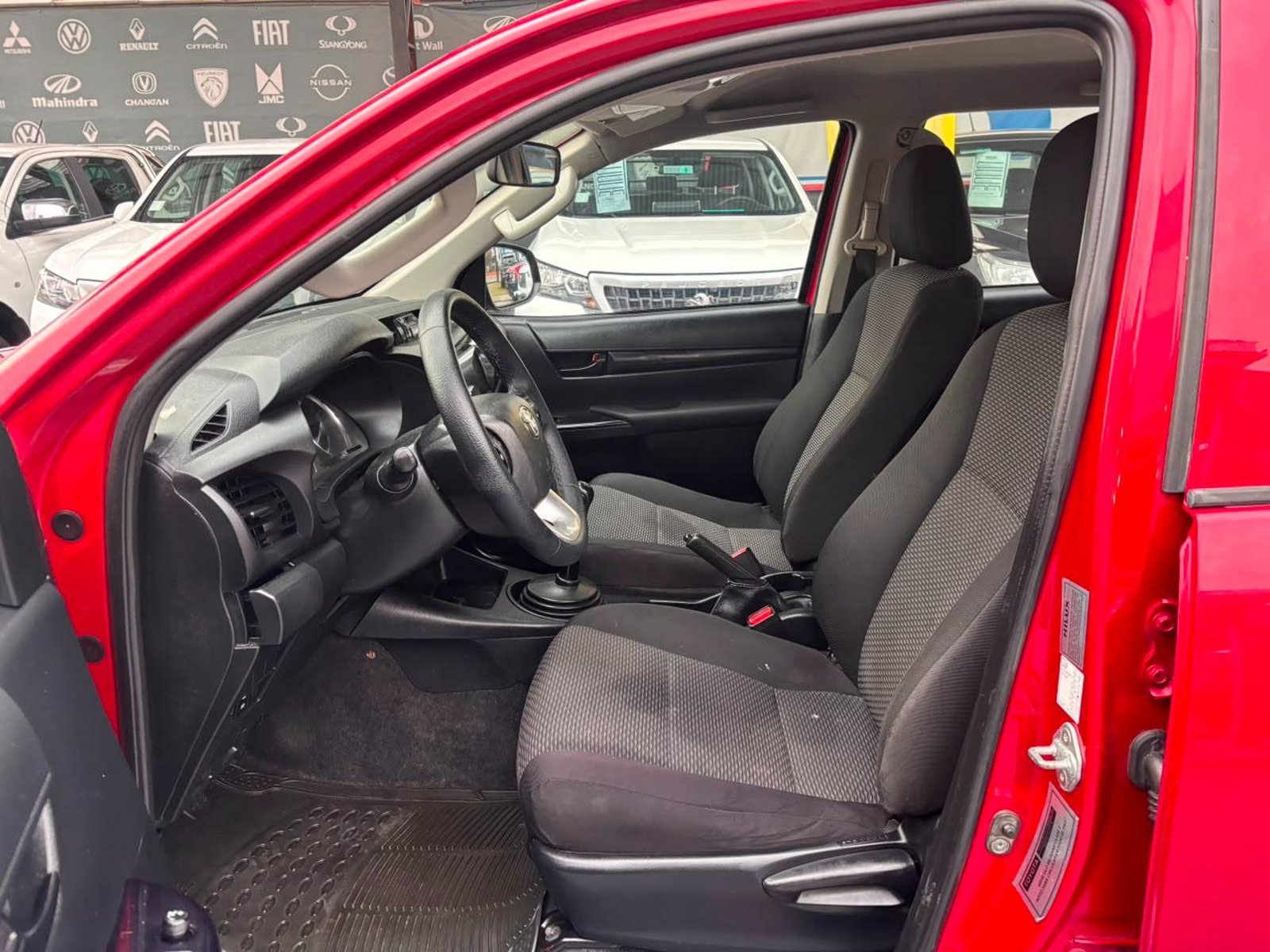 Toyota HILUX DX 2.4 4x4 2023 - Imagen 10 de 10