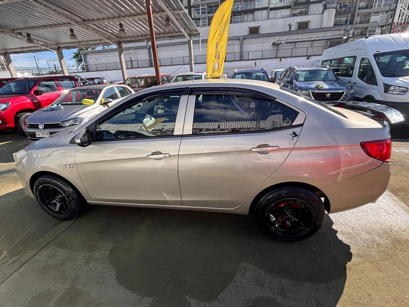 Chevrolet SAIL LT 1.5 MT 2018 - Imagen 5 de 10