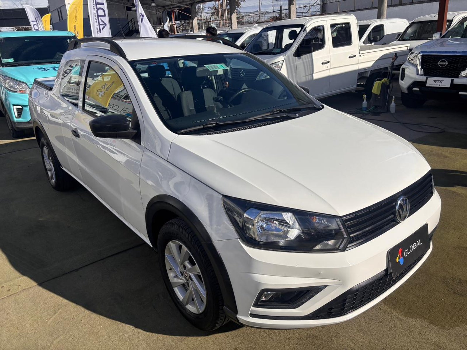 Volkswagen SAVEIRO Cabina Extendida 1.6 2022 - Foto 3 de 10