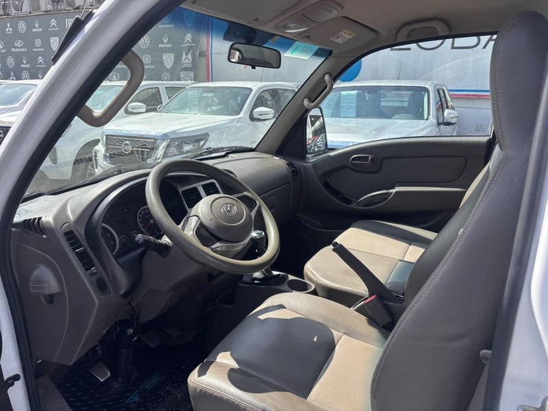 Hyundai PORTER II HI SUPER DOHC 2.5 2022 - Imagen 9 de 10