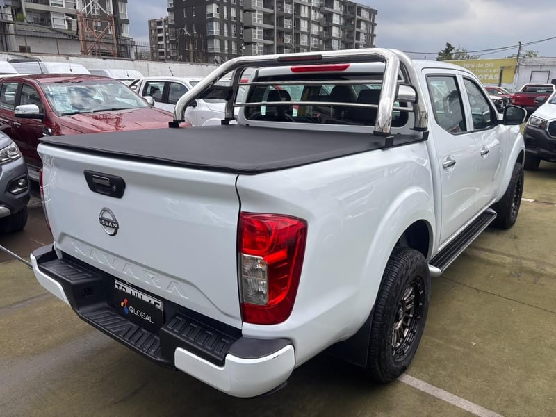 Nissan NAVARA XE 4X2 2.3 DIESEL 2024 - Imagen 8 de 10