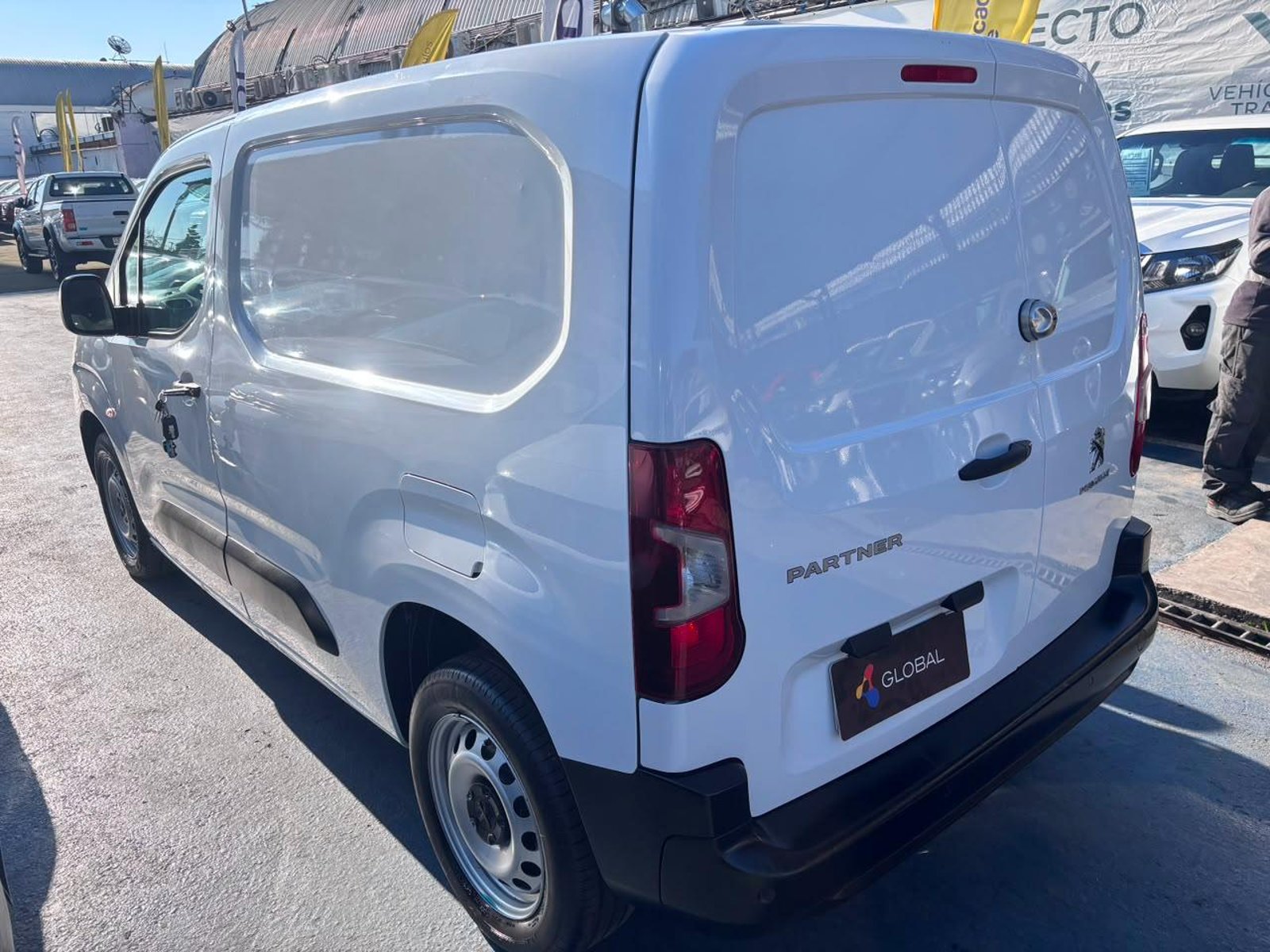 Peugeot PARTNER L1 BLUE HDI 100 1.5 L1 1.5 Diesel 2023 - Imagen 6 de 10