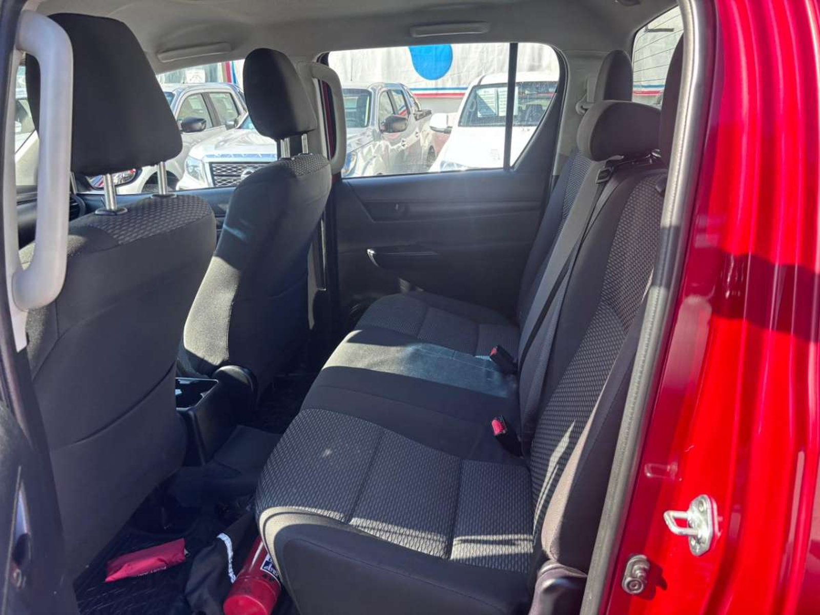 Toyota HILUX DOBLE CABINA 2.4 2023 - Imagen 9 de 10