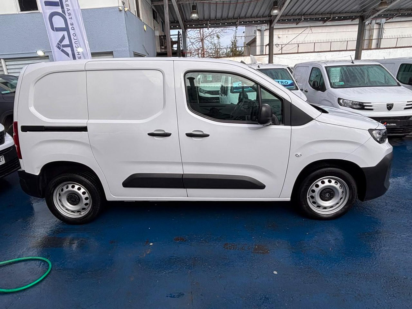 Citroën Berlingo 2025 - Imagen 5 de 10