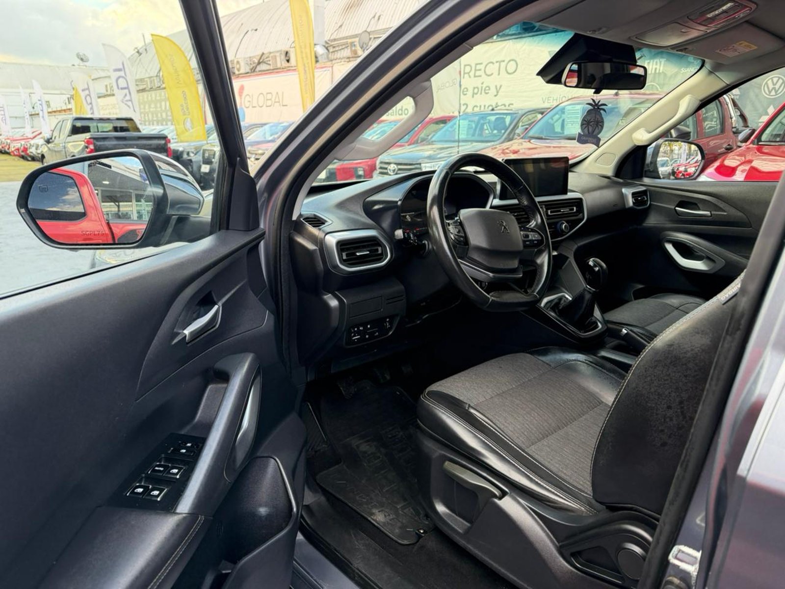 Peugeot LANDTREK Allure 1.9 4x4 MT 2023 - Imagen 10 de 10