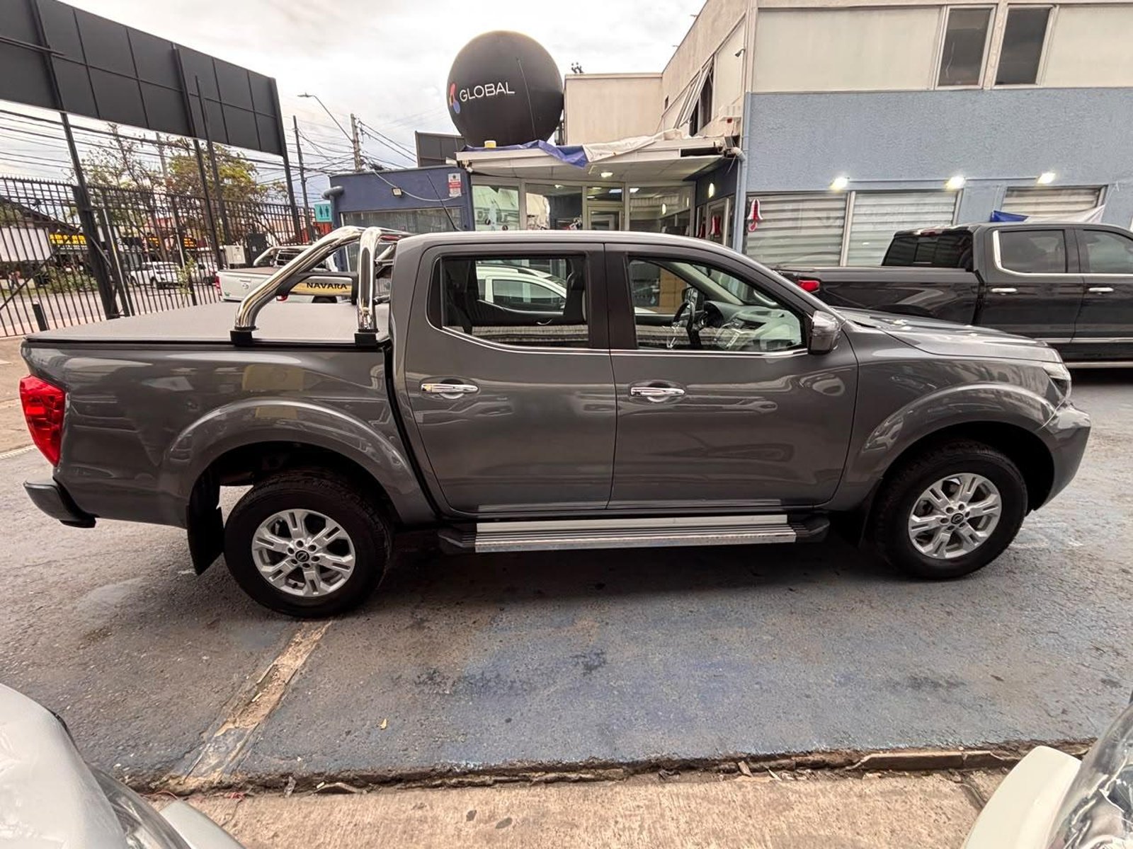 Nissan NAVARA XE 4X2 2.3 DIESEL 2023 - Foto 4 de 10