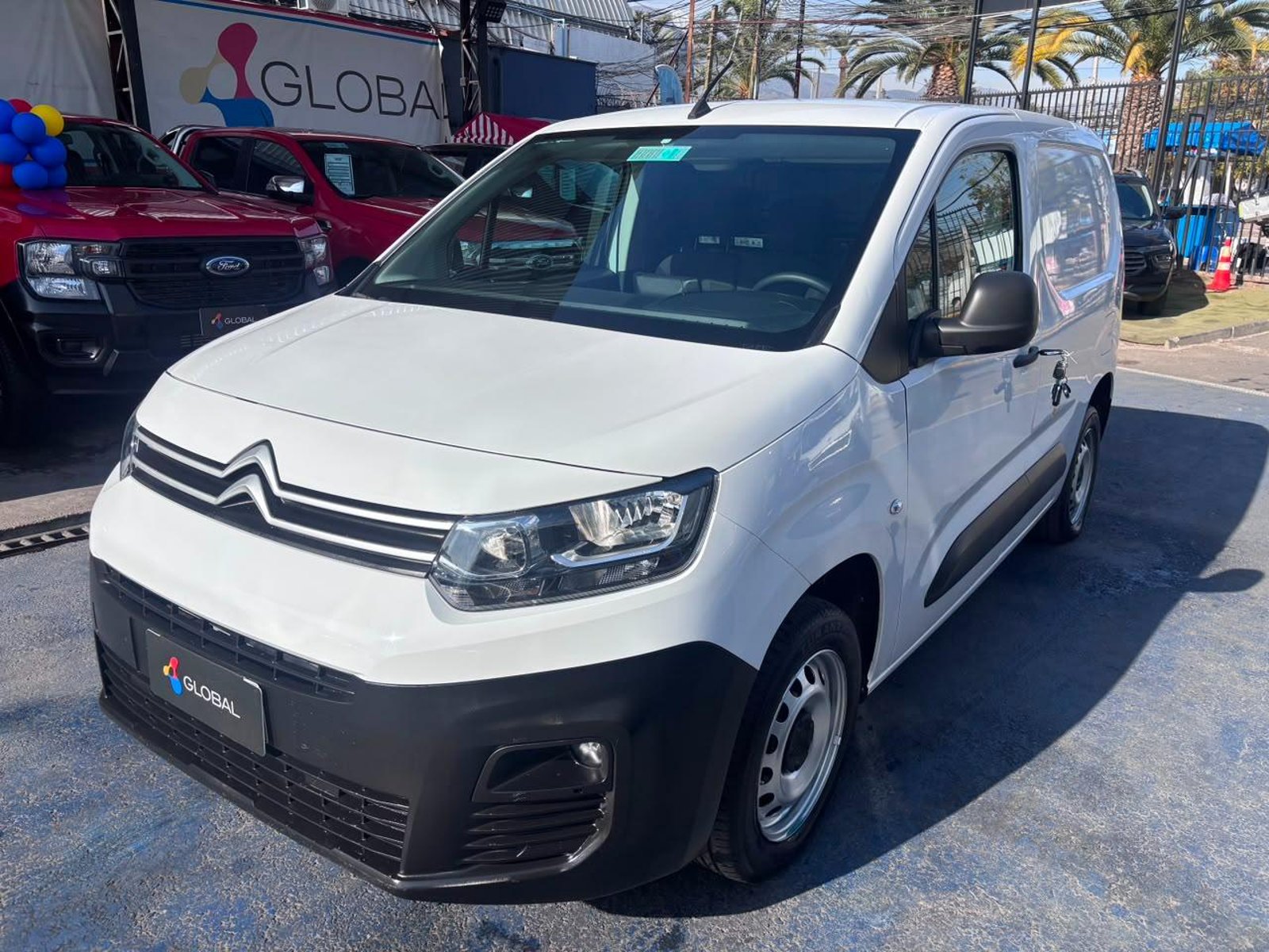 Citroën Berlingo 2024 - Foto 3 de 10