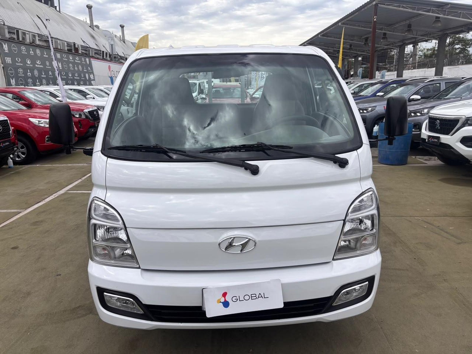 Hyundai PORTER 2022 - Foto 2 de 10