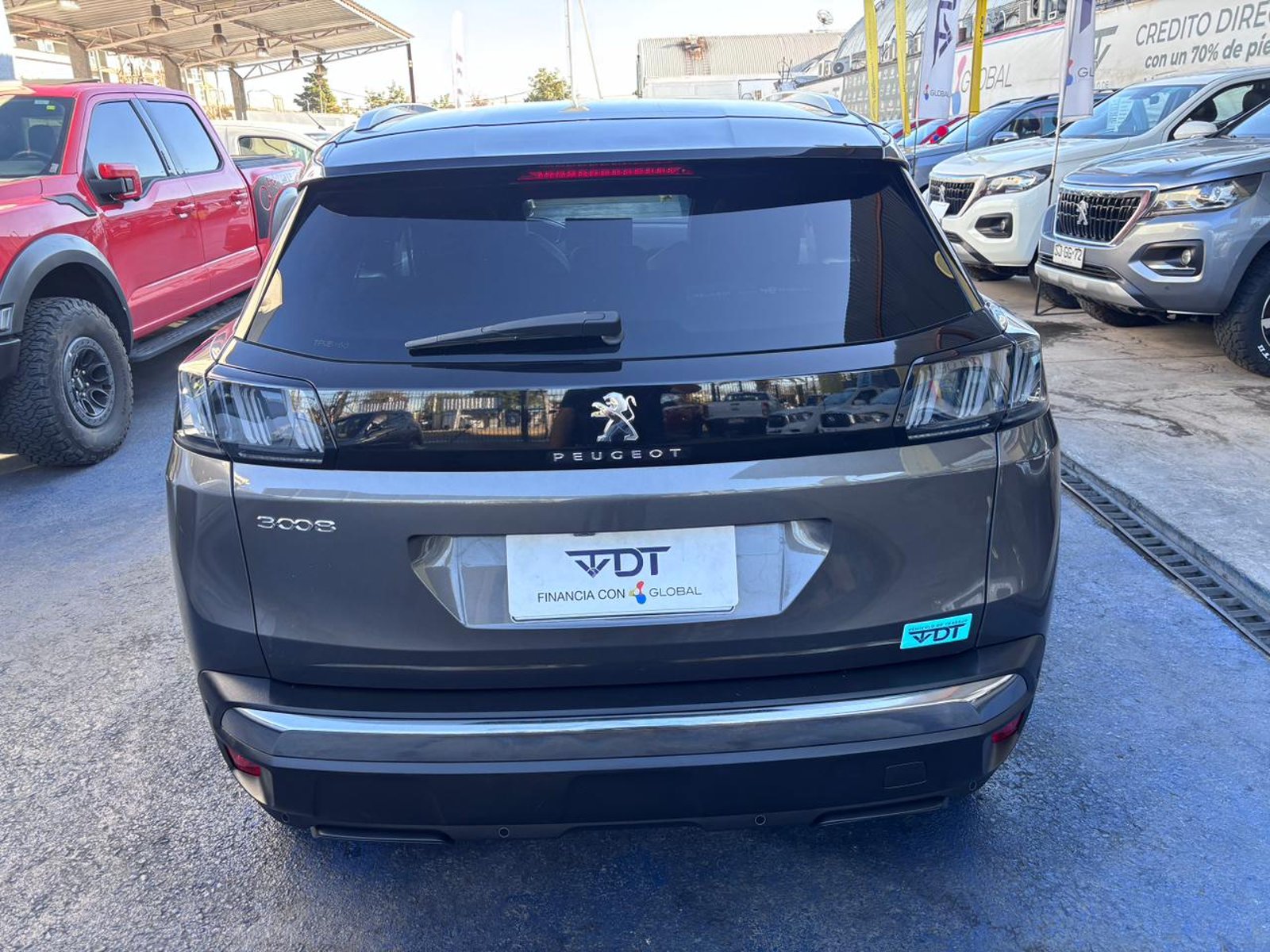 Peugeot 3008 Allure 1.6 THP AT 2024 - Imagen 7 de 10