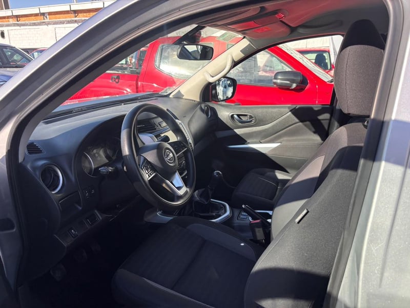 Nissan NAVARA XE 4X4 2.3 2023 - Imagen 10 de 10