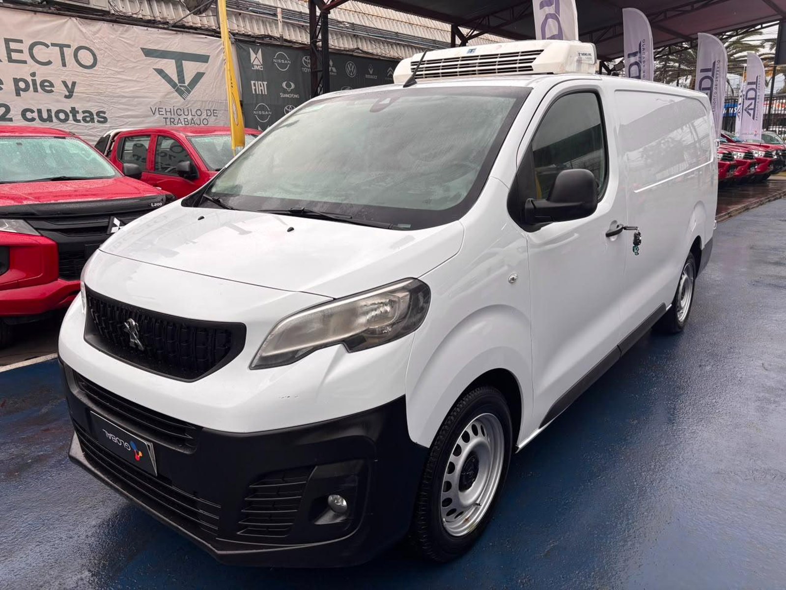 Peugeot EXPERT 2023 - Foto 3 de 10