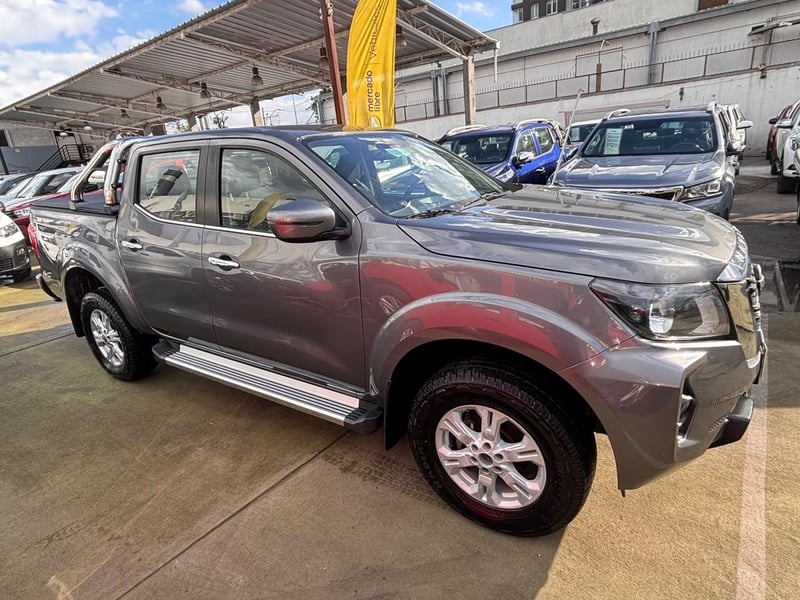 Nissan NAVARA XE 4X4 2.3 2023 - Imagen 4 de 10
