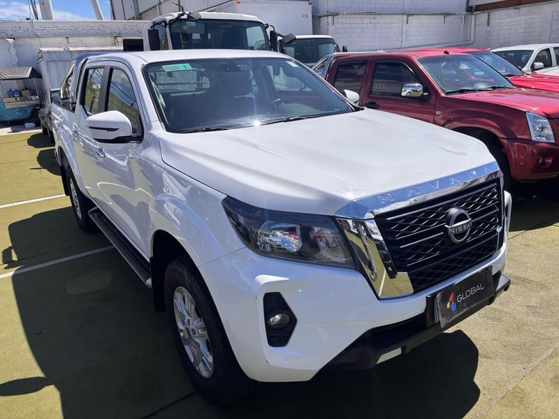 Nissan NAVARA XE 4X4 2.3 2023 - Imagen 3 de 10