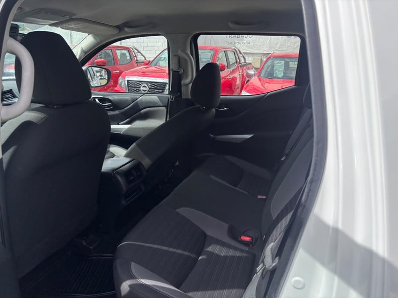 Nissan NAVARA XE 4X4 2.3 2022 - Imagen 9 de 10
