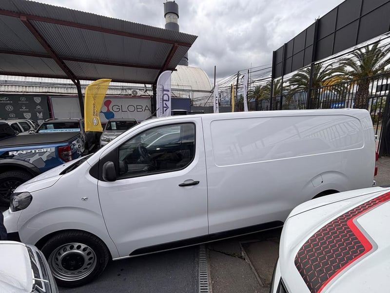 Citroën Jumpy Furgón Confort Largo 2.0 HDi 2025 - Imagen 5 de 10