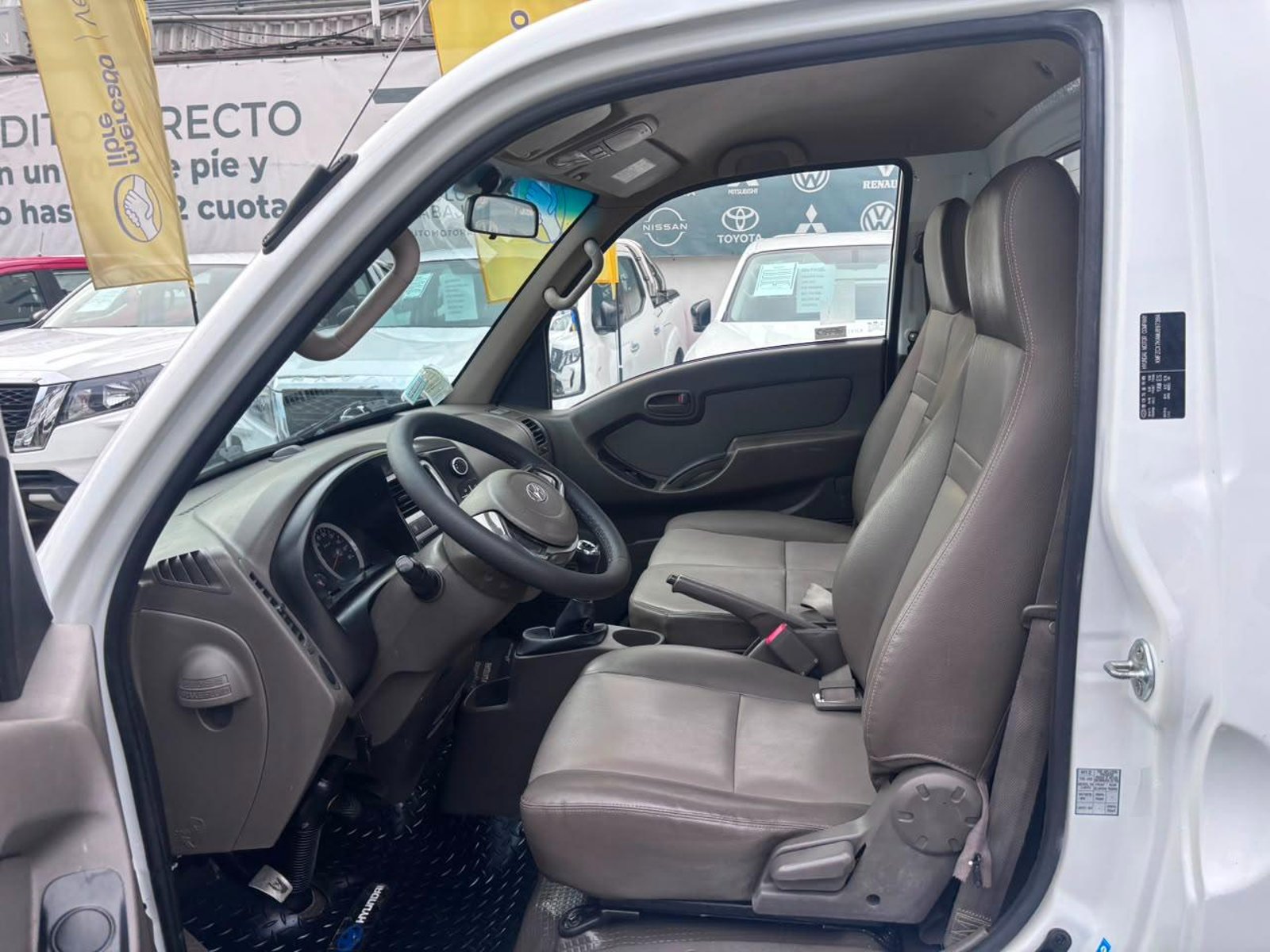 Hyundai PORTER II HI SUPER DOHC 2.5 2022 - Imagen 9 de 10