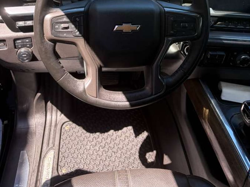 Chevrolet SILVERADO 4X4 3.0L AUT 2023 - Imagen 10 de 10