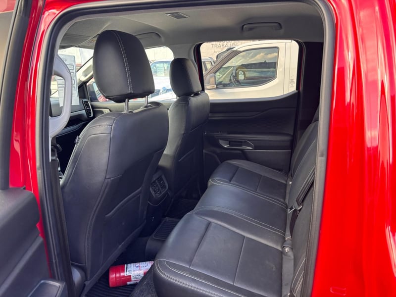 Ford RANGER 2.0 XLT DIESEL 4X2 DOB. CAB. AT 4P 2024 - Imagen 9 de 10