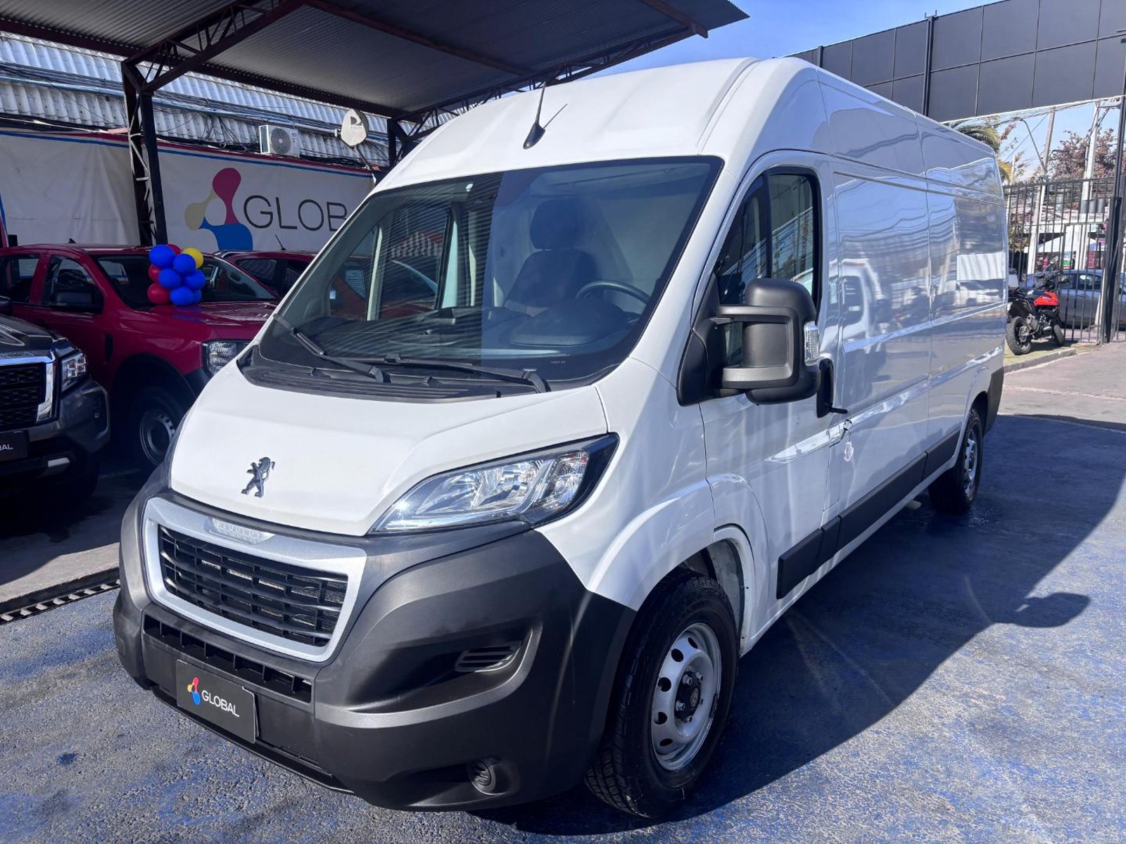 Peugeot Boxer 2025 - Foto 3 de 10