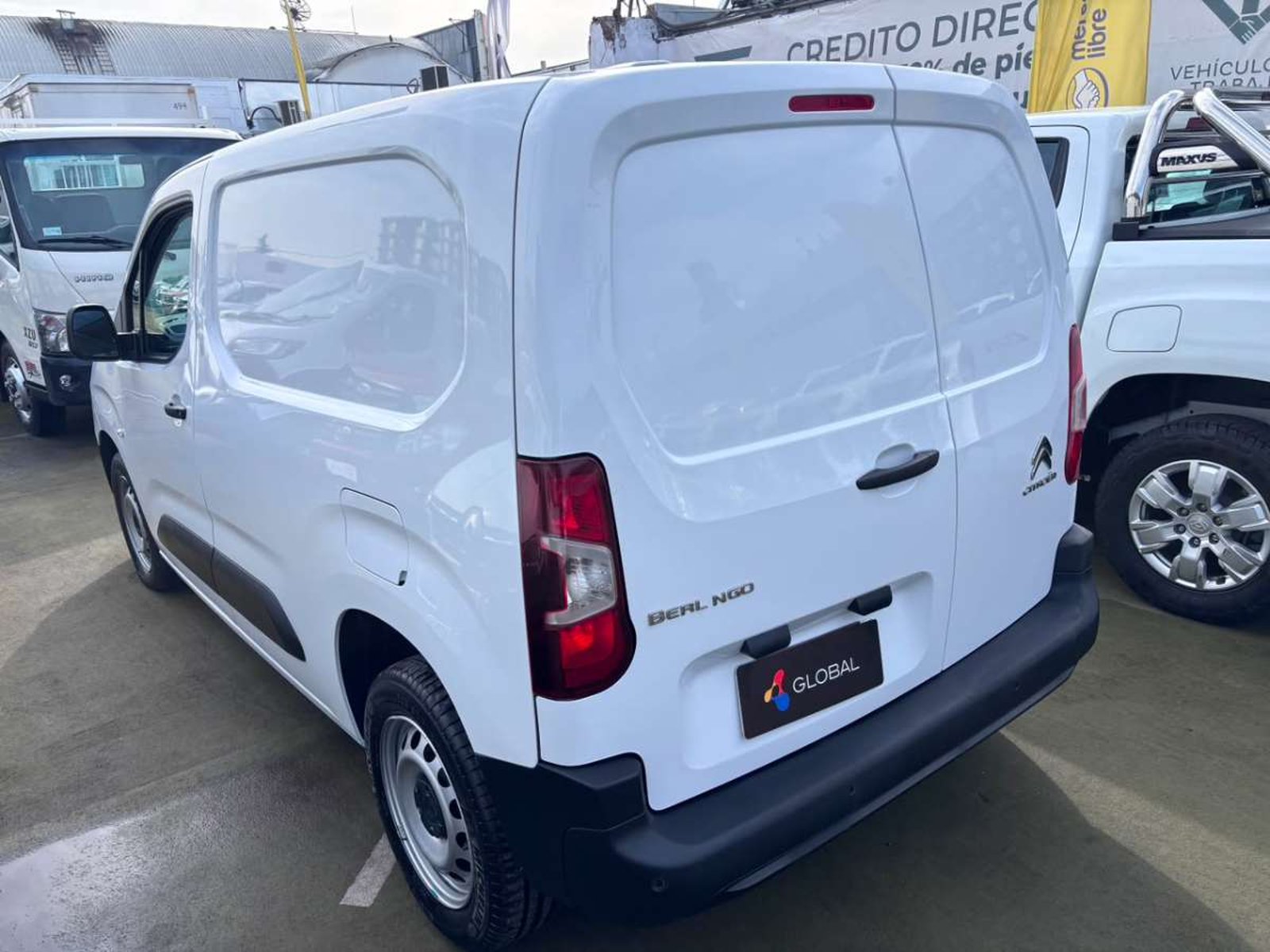 Citroën BERLINGO BLUEHDI 1.5 2024 - Imagen 6 de 10