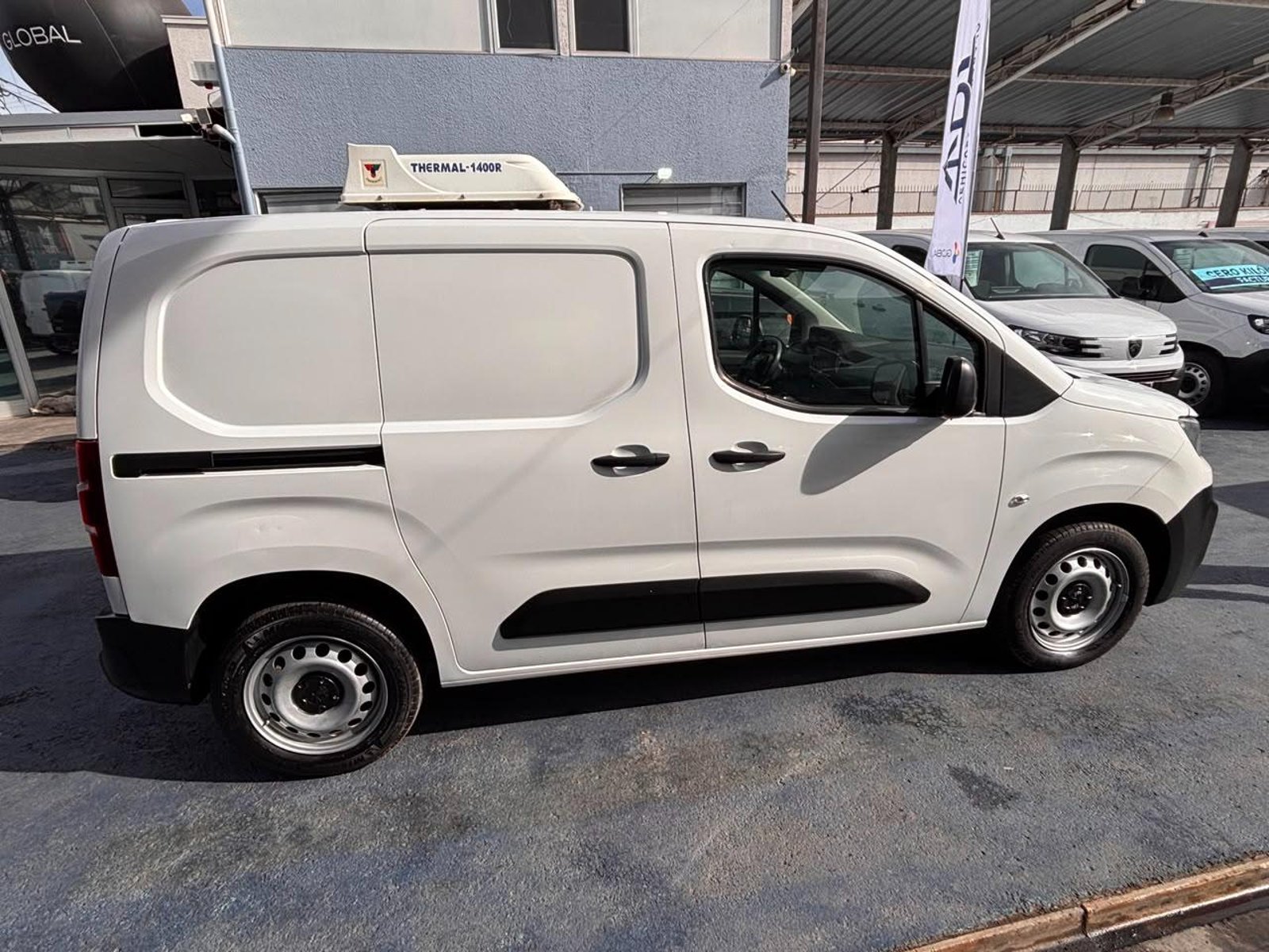 Peugeot PARTNER 2022 - Imagen 4 de 10