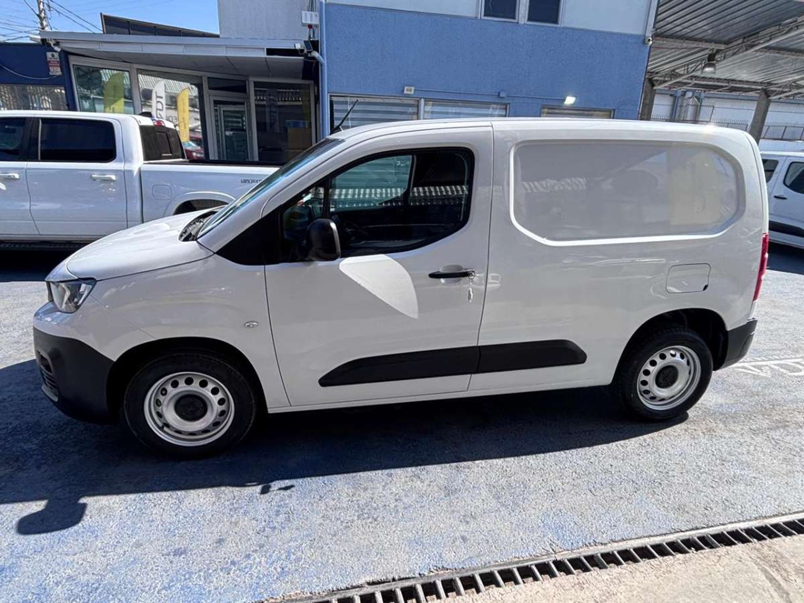 Peugeot PARTNER 2023 - Foto 5 de 10