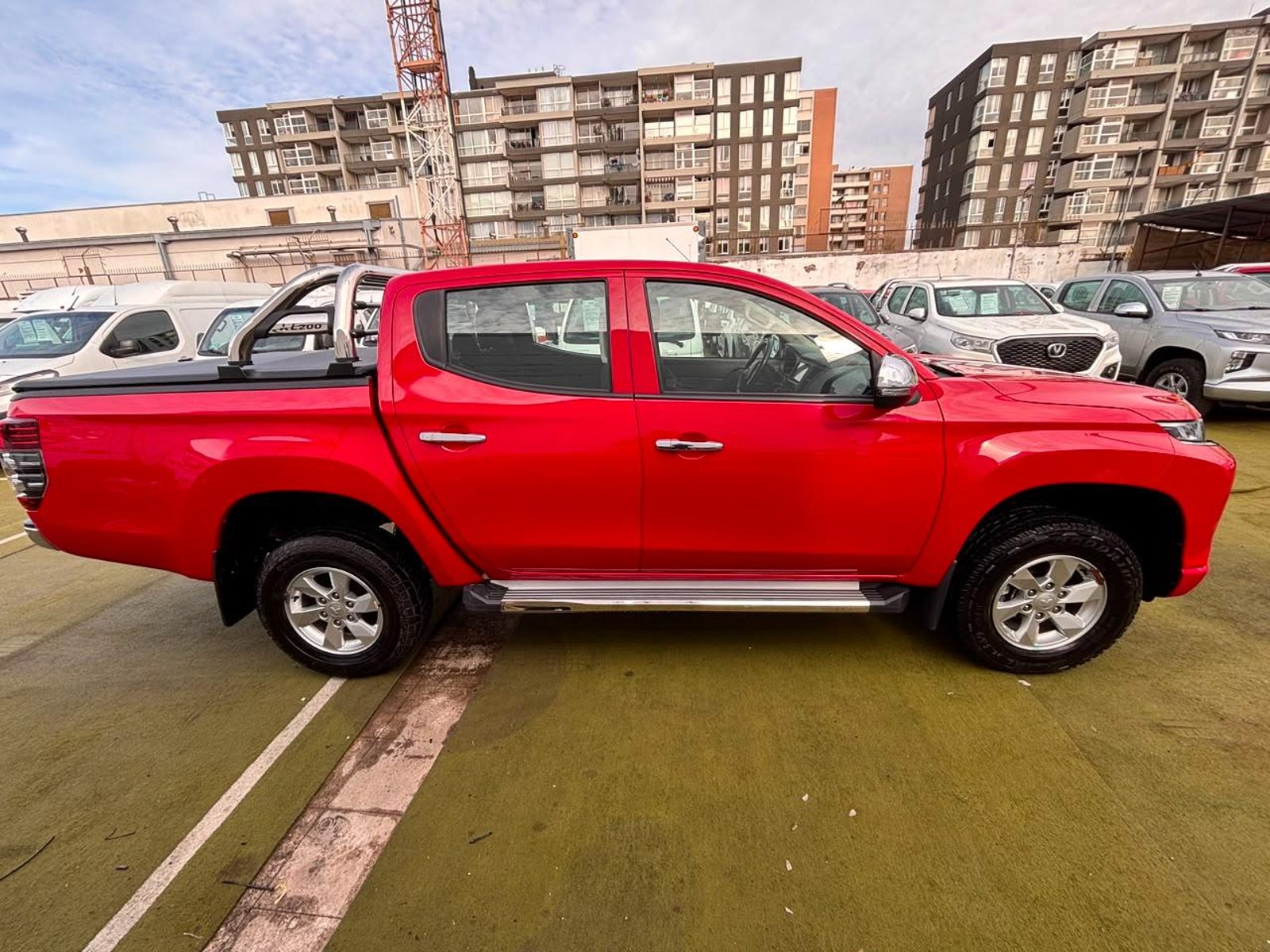 Mitsubishi L200 2023 - Foto 4 de 10