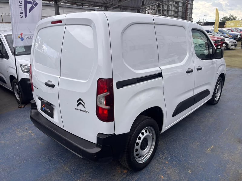 Citroën Berlingo 2024 - Imagen 8 de 10