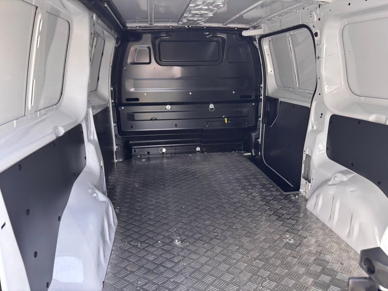 Peugeot EXPERT Premium Long 2.0 HDi 2023 - Imagen 9 de 10