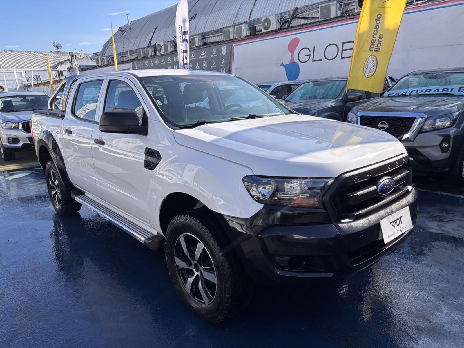 Ford NEW RANGER XL 4X4 2.2L 2023 - Foto 3 de 10