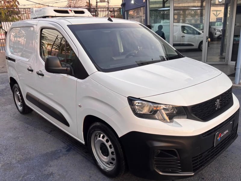 Peugeot PARTNER 2022