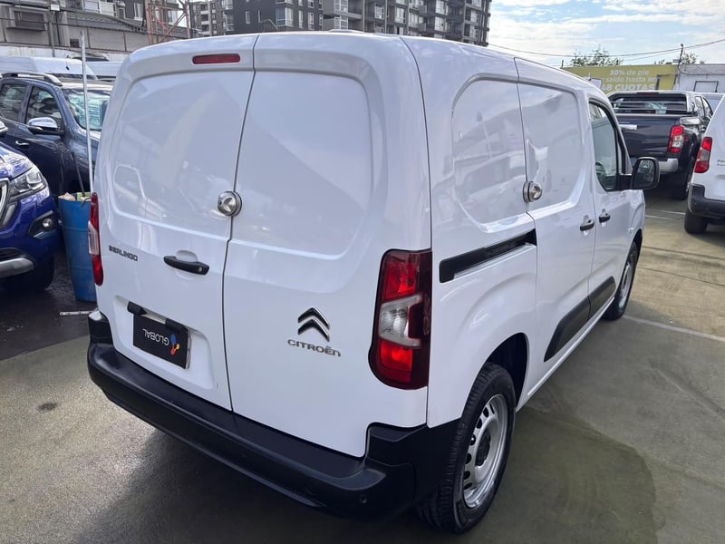 Citroën Berlingo 2023 - Imagen 8 de 10