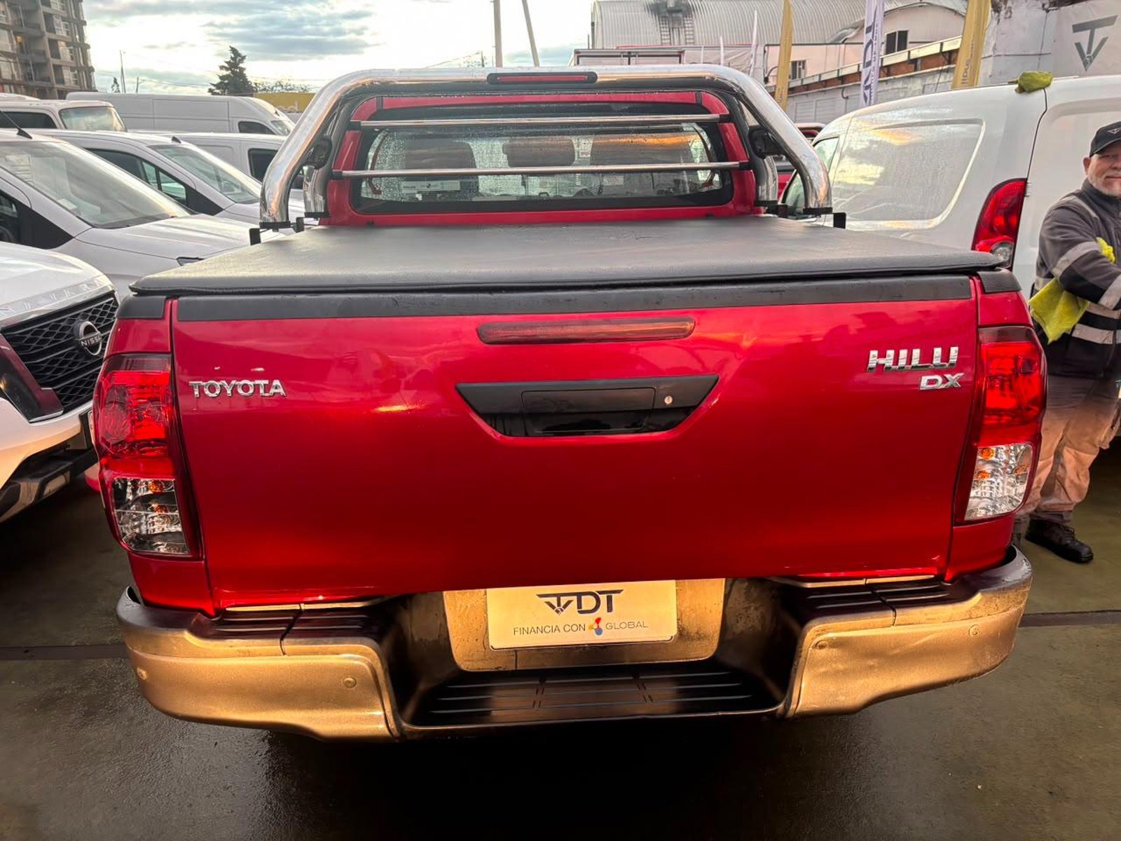 Toyota HILUX 2023 - Imagen 7 de 10