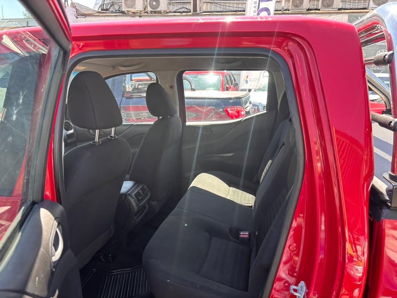 Nissan NAVARA SE 4X4 2.3 2023 - Imagen 9 de 10