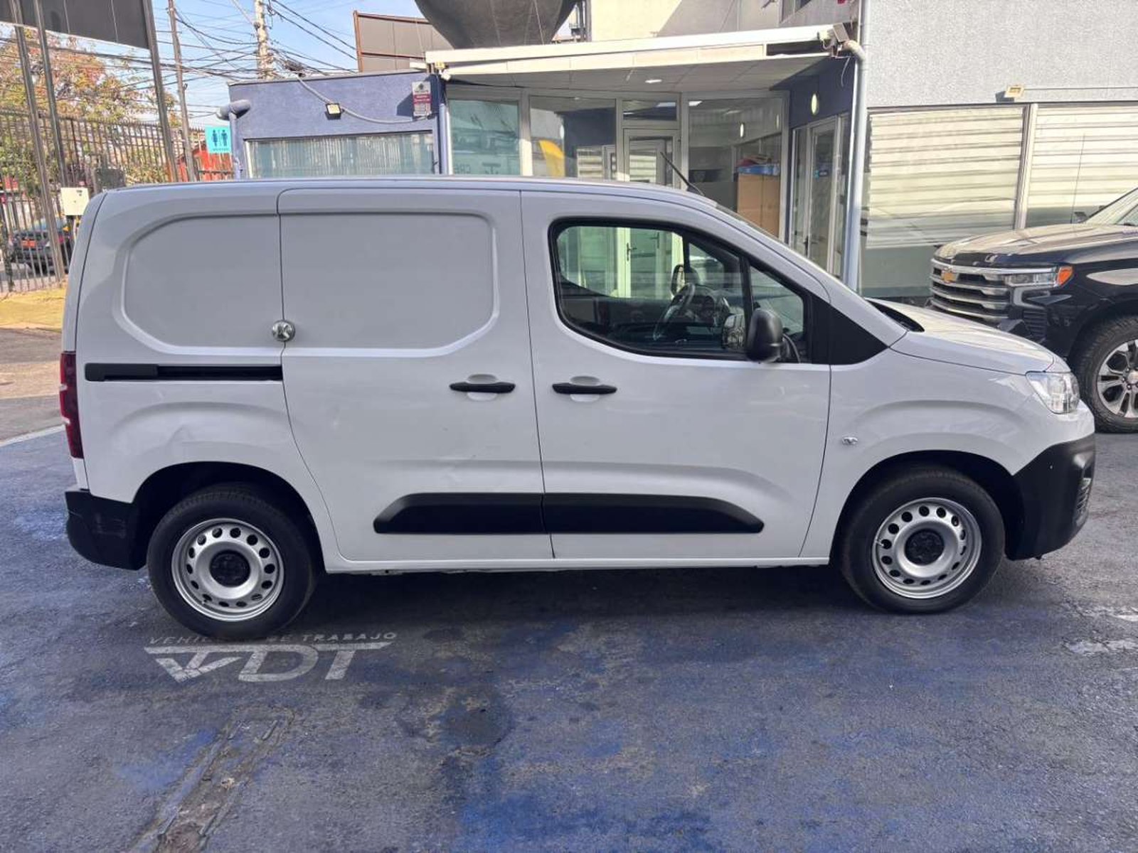 Citroën BERLINGO 1.5 2023 - Foto 5 de 10