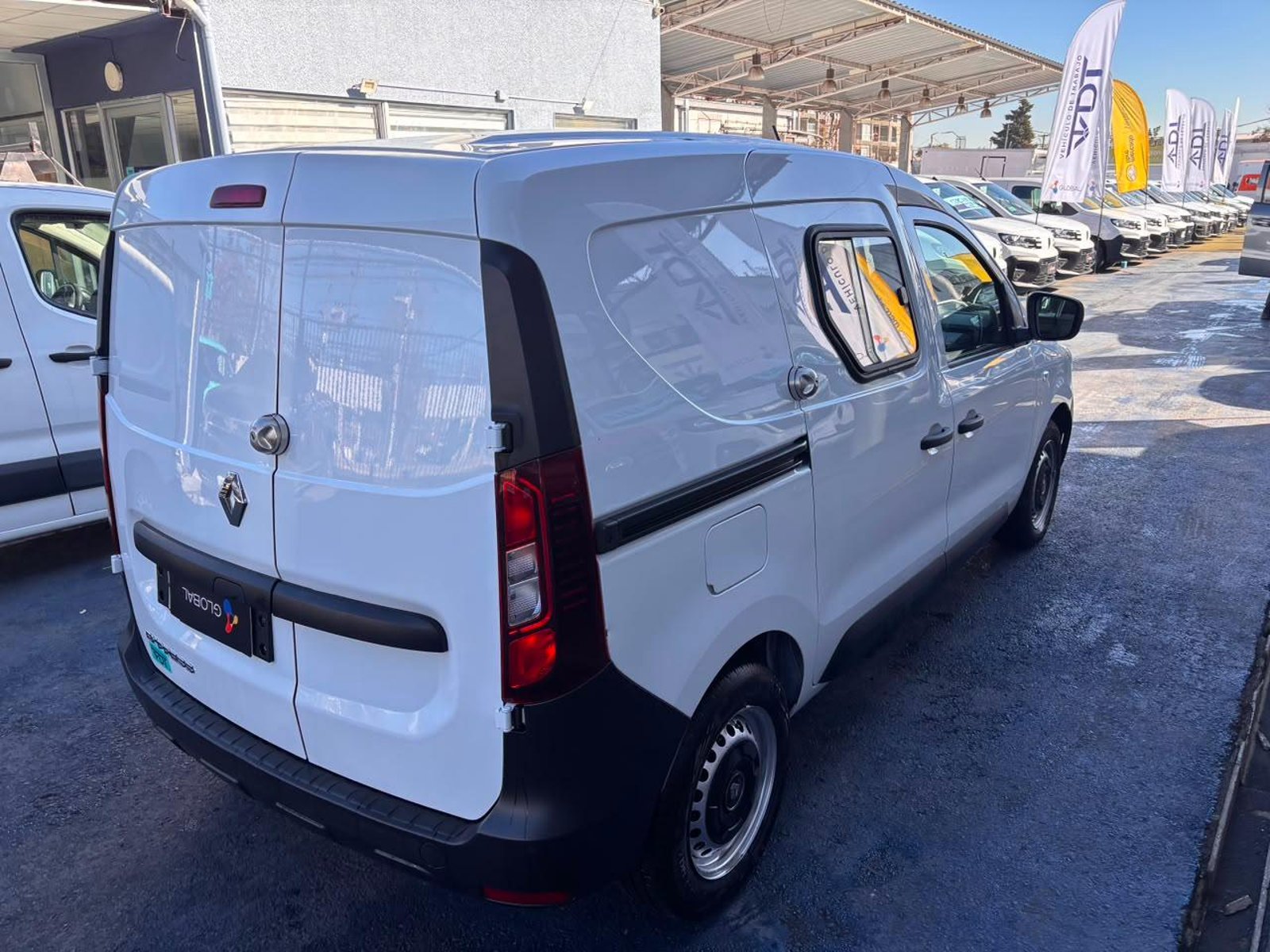 Renault Express 2023 - Imagen 8 de 11
