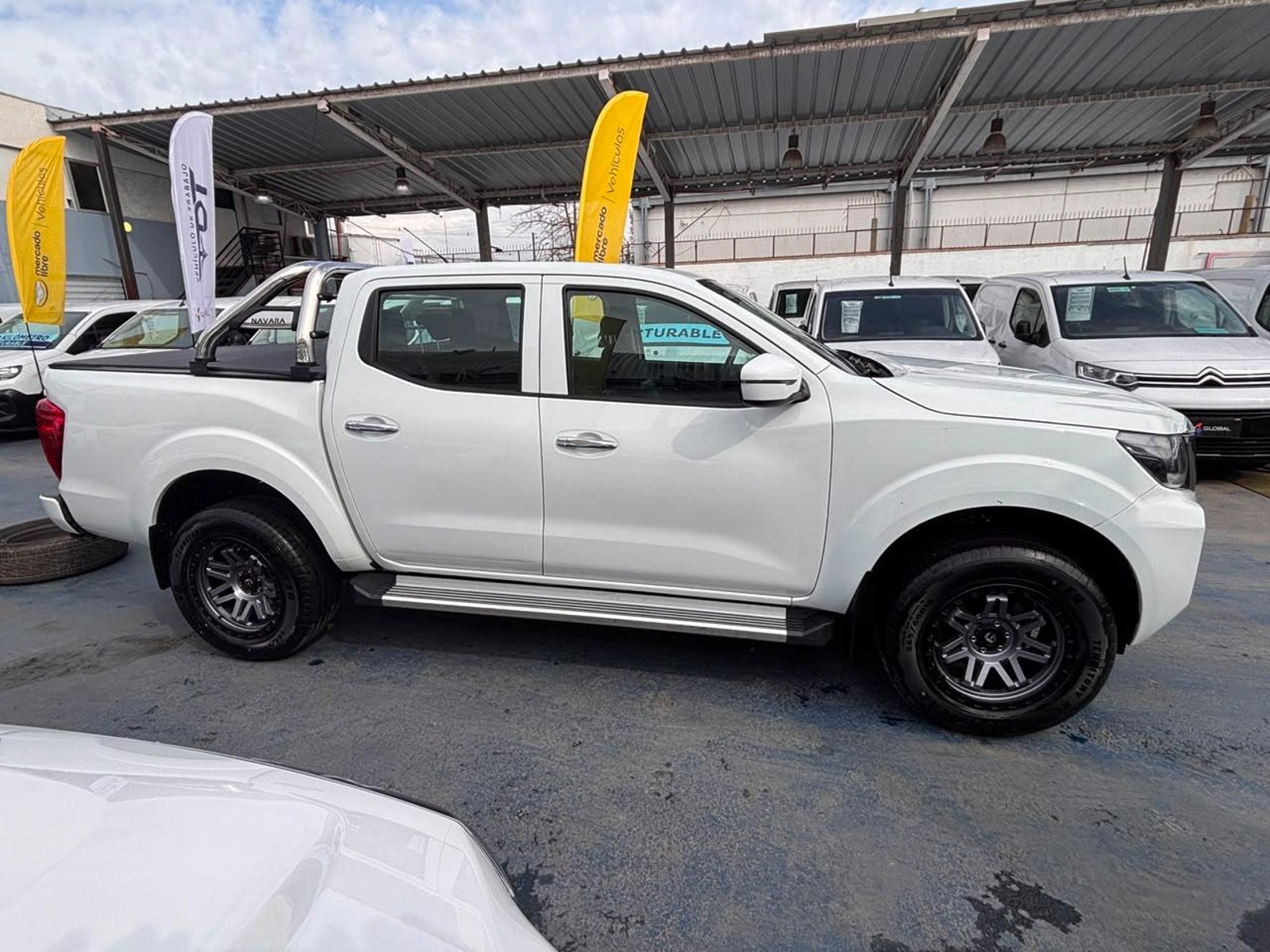 Nissan NAVARA XE 4X2 2.3 DIESEL 2024 - Imagen 4 de 10