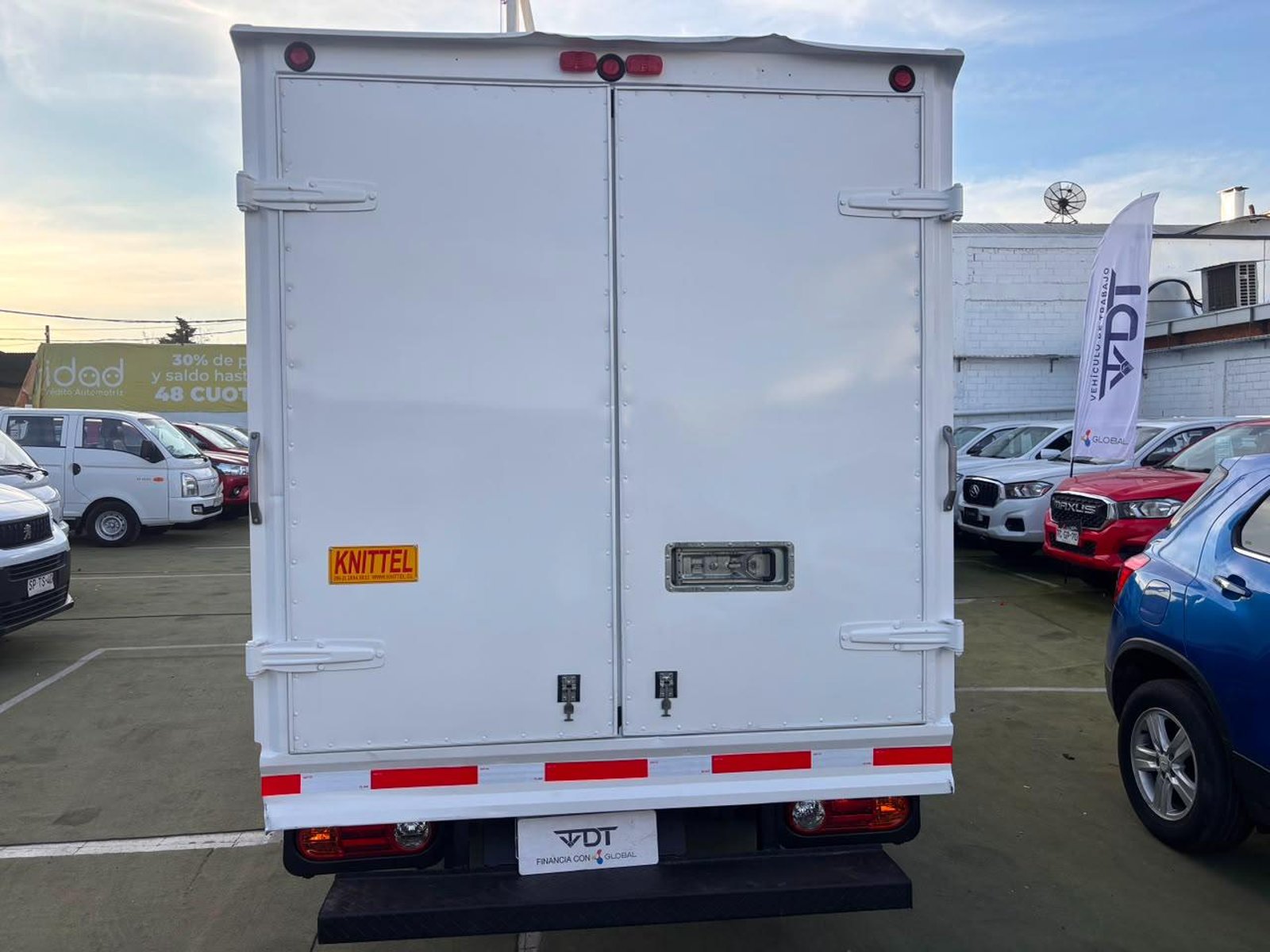 Hyundai PORTER II HI SUPER DOHC 2.5 2023 - Imagen 7 de 10