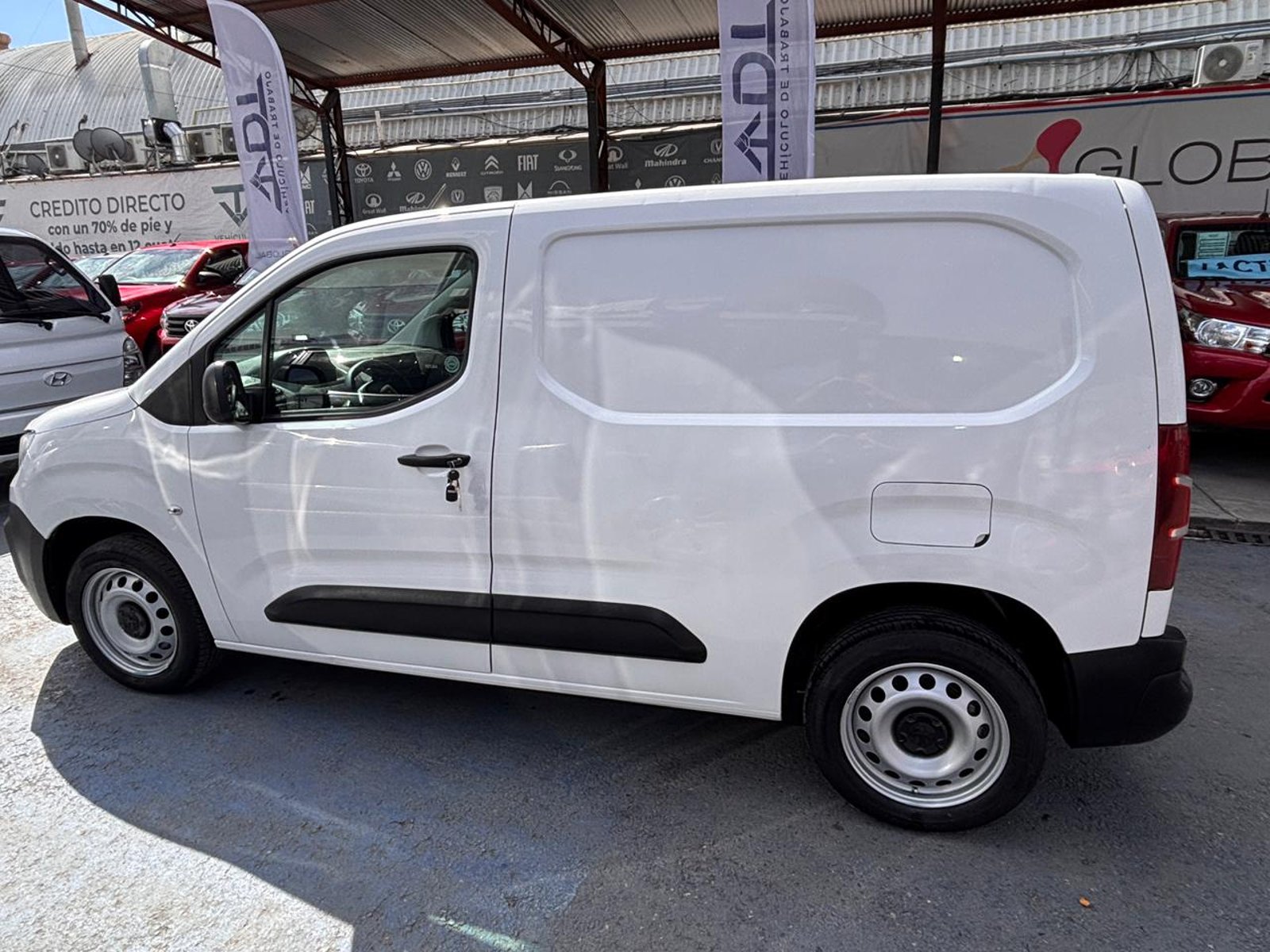 Peugeot PARTNER 2021 - Imagen 5 de 10