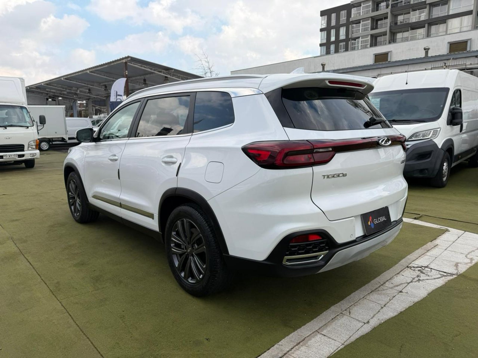 Chery TIGGO 8 GLX 1.5T 2021 - Imagen 6 de 10