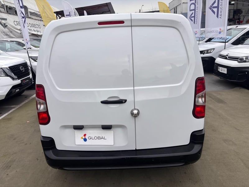 Citroën BERLINGO K9 1.6 2023 - Imagen 7 de 10