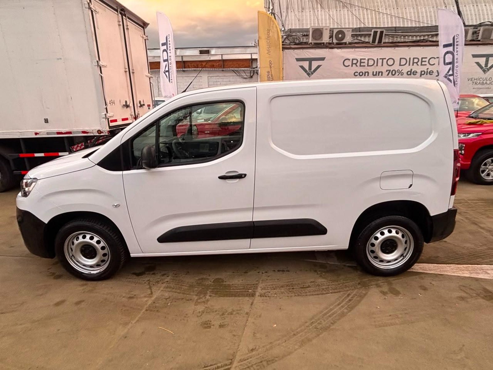 Citroën Berlingo 2024 - Foto 4 de 10